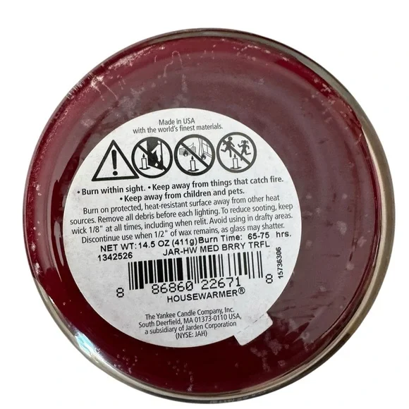 NWT Scent Berry Trifle Yankee Candle Original Medium Jar Candle 14.5 oz - Picture 3 of 3